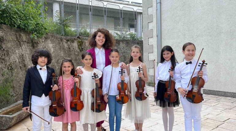 U Svečanoj sali Zavičajnog muzeja, 30. maja održan je koncert Područne jedinice Danilovgrad.